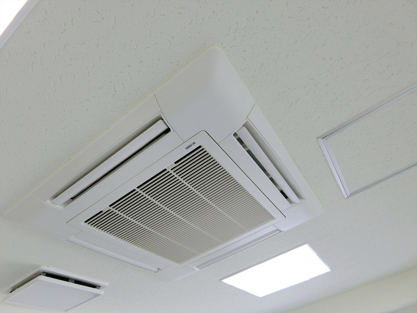 空調