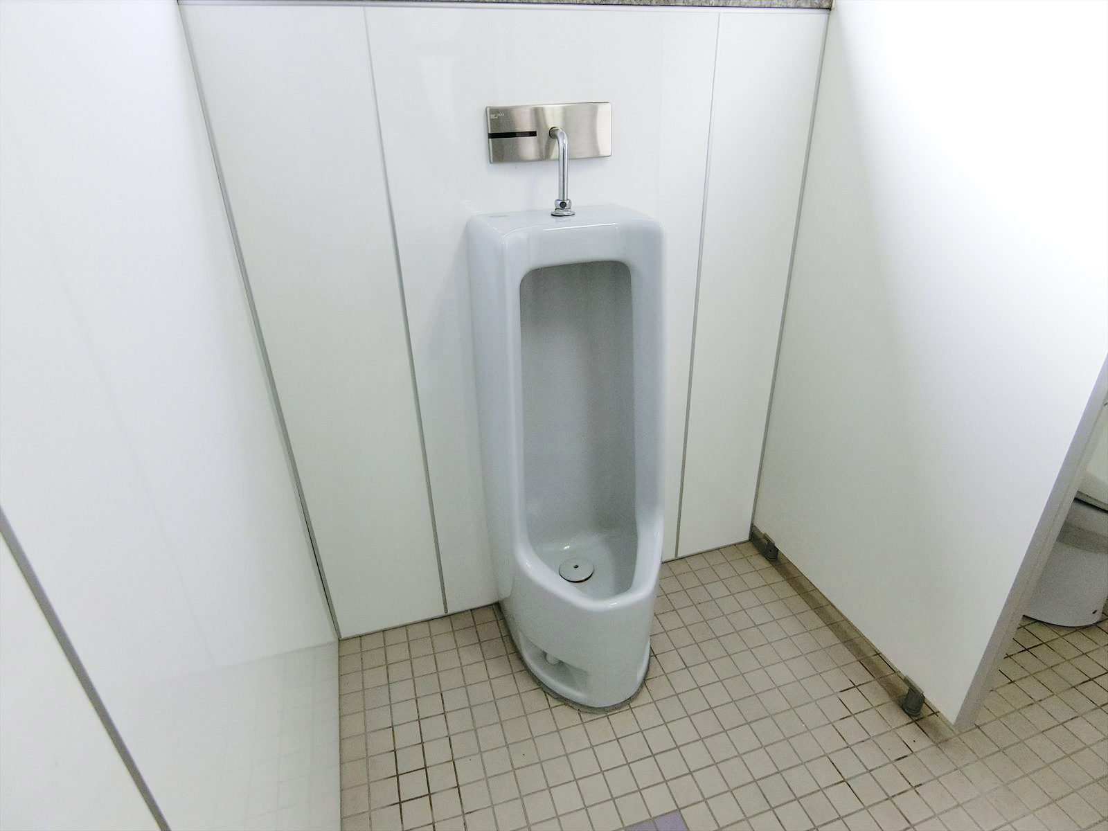 男性用トイレ