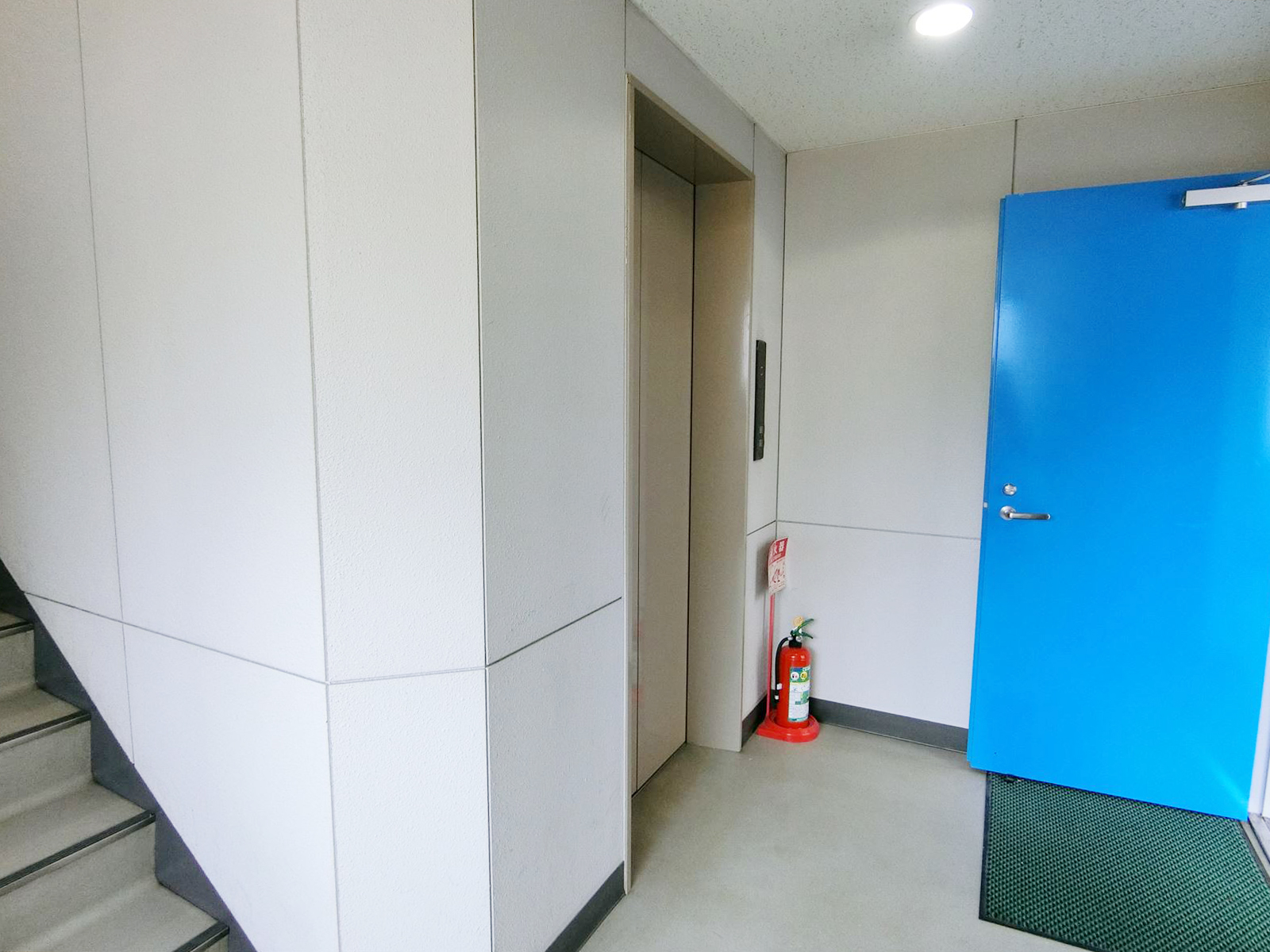 エレベーターホール