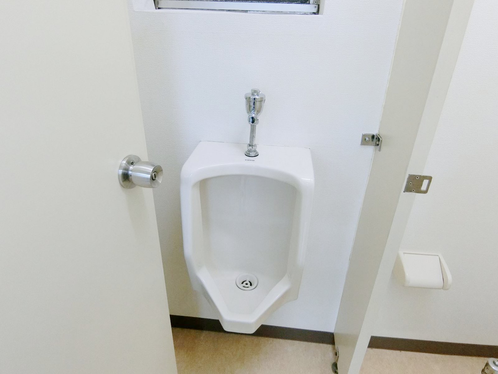 男性用トイレ