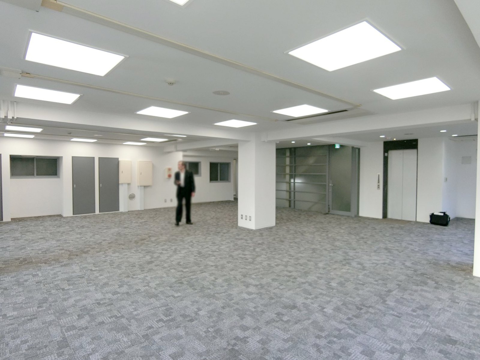 別角度の様子