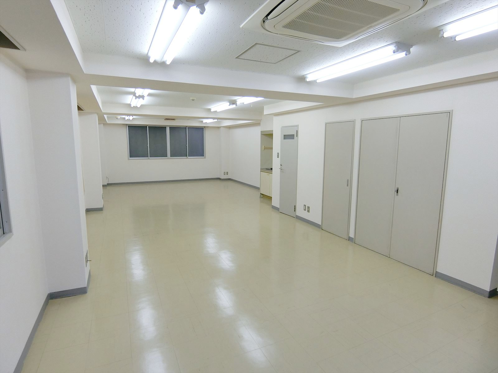 貸室別角度からの様子