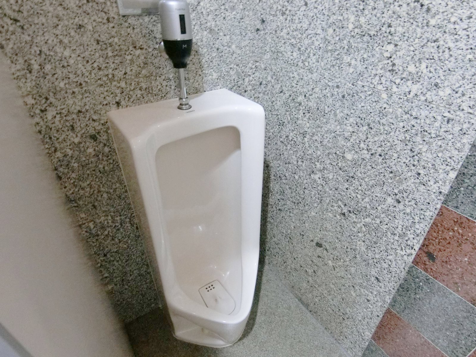 男性用トイレ