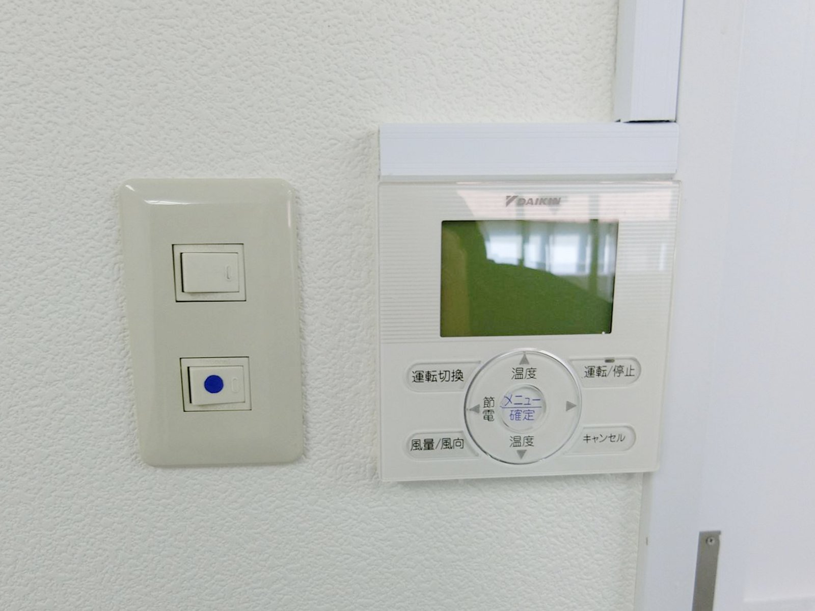 スイッチ類
