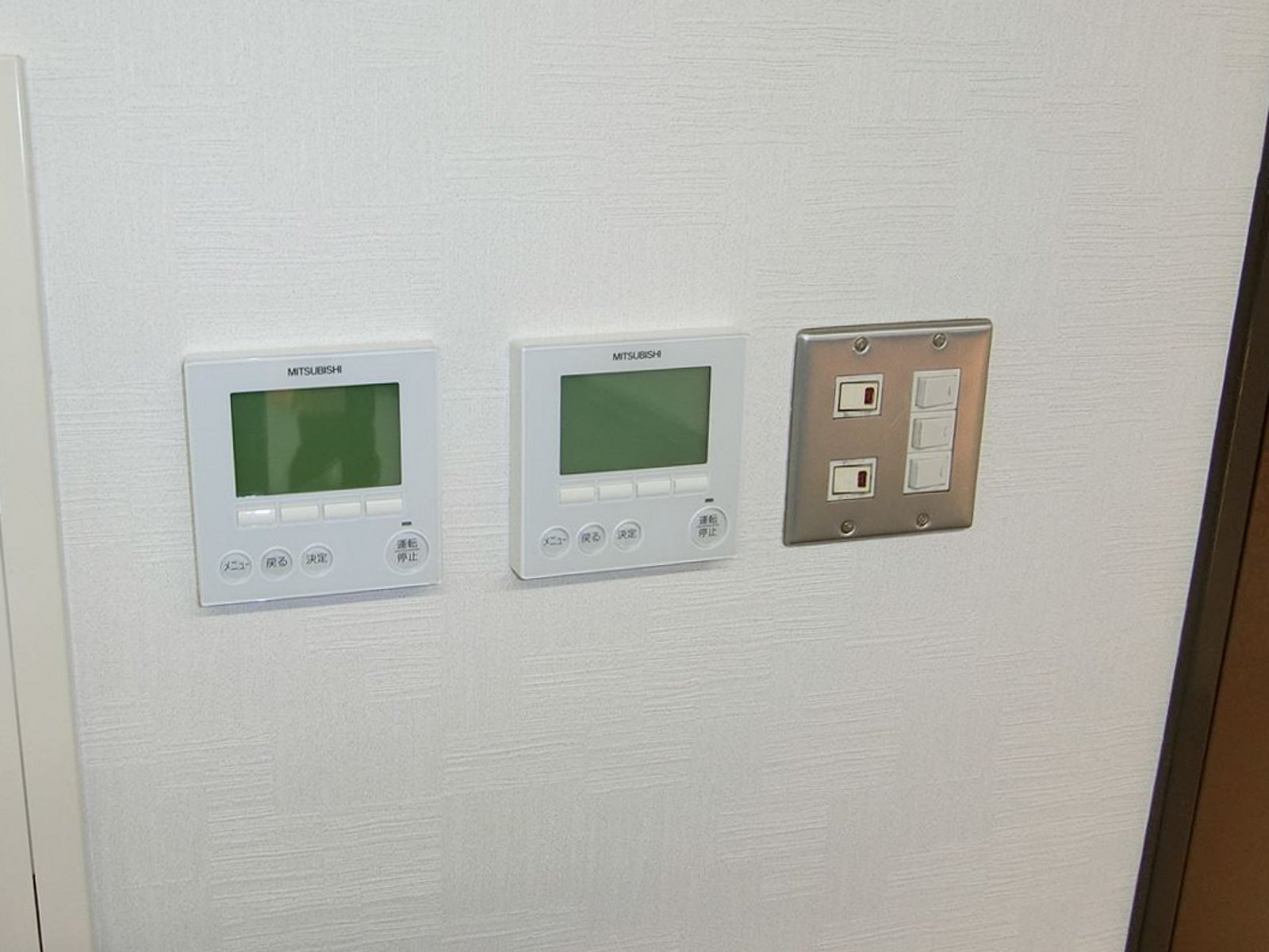 スイッチ類