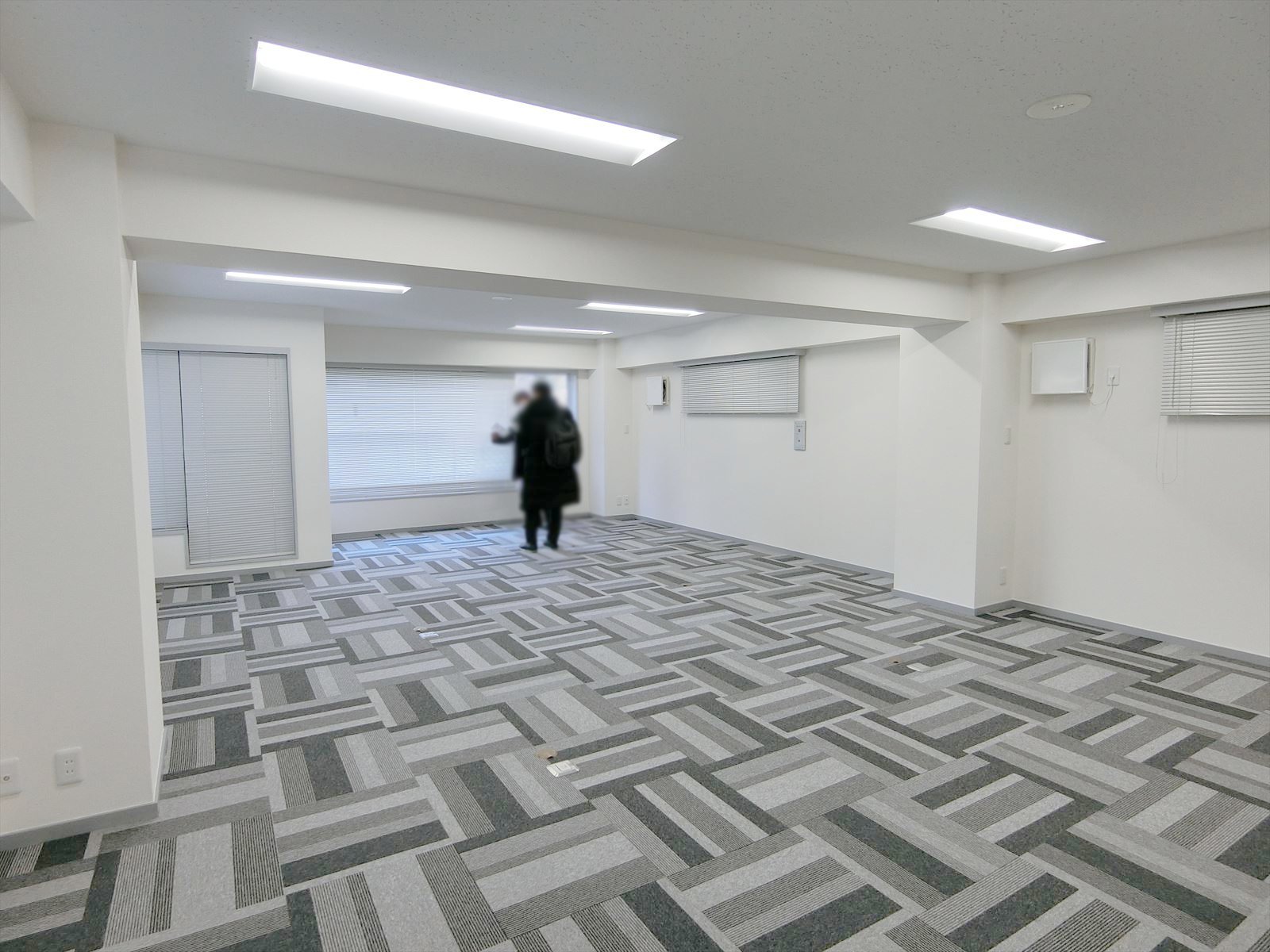 オフィス室内参考画像