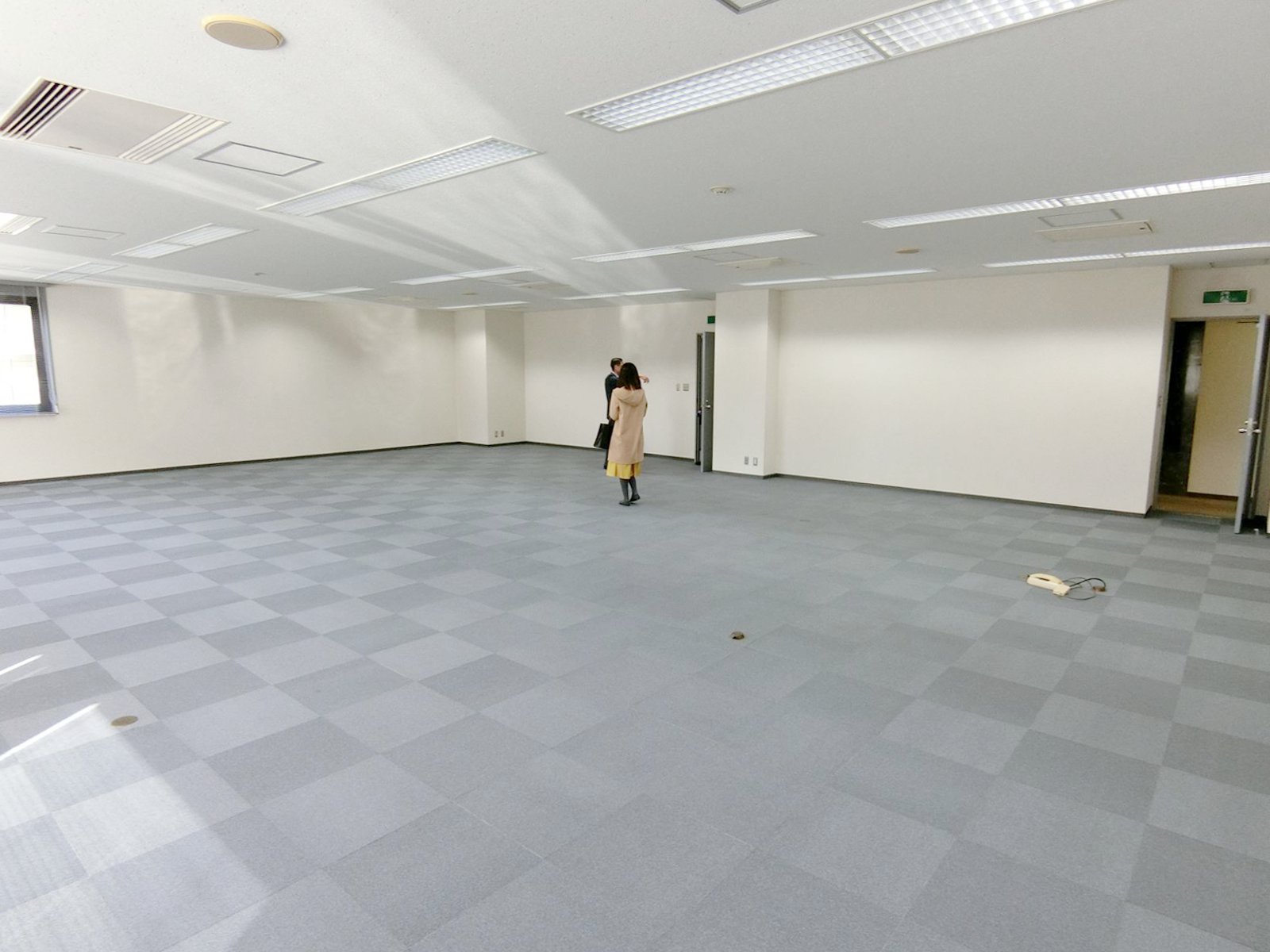 出入口側の様子