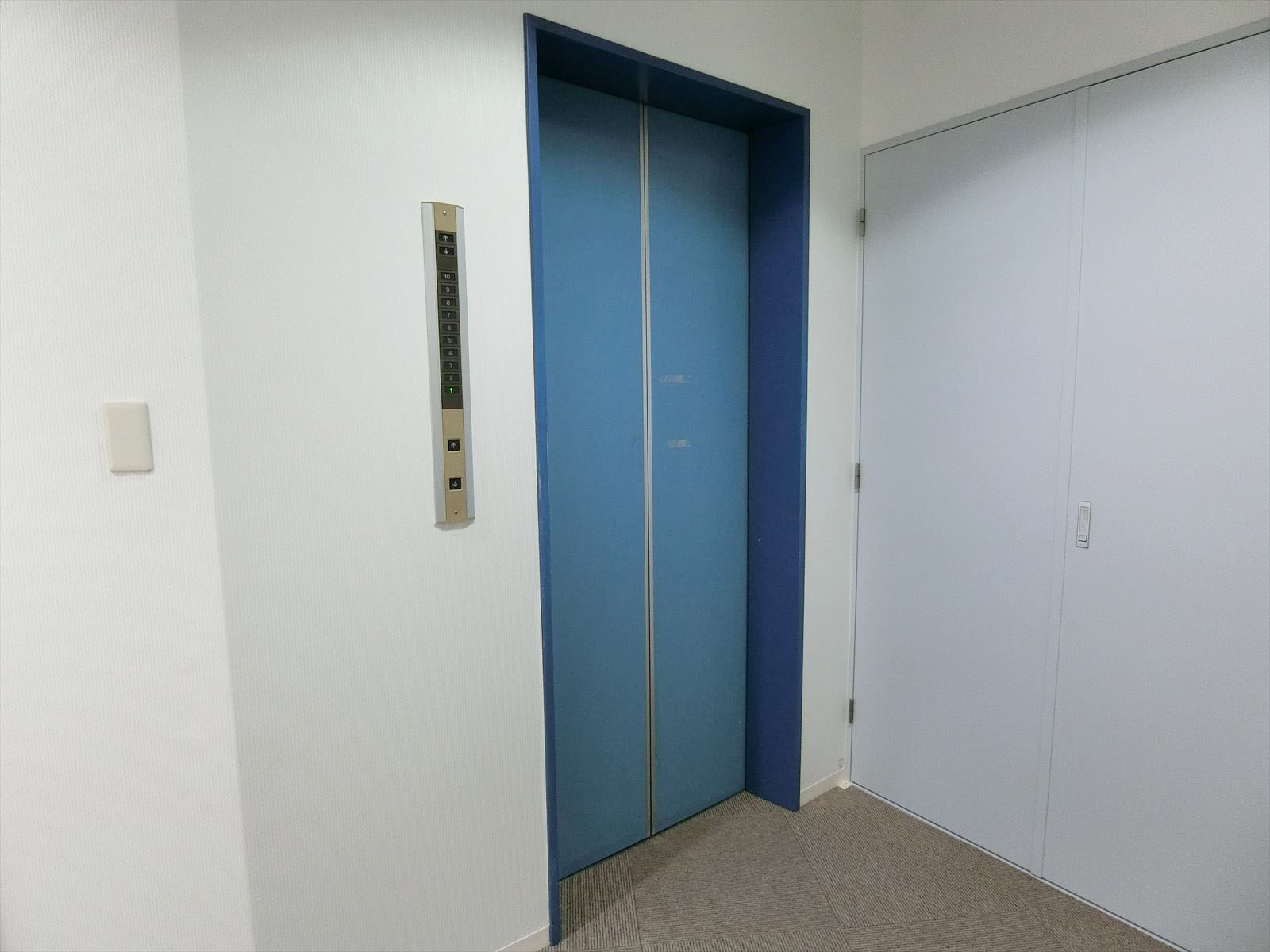 エレベーター