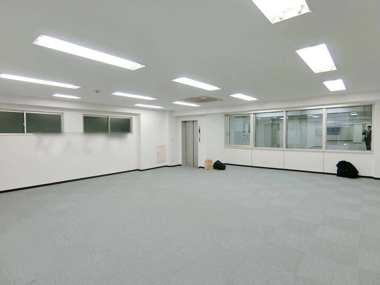 オフィス室内参考画像