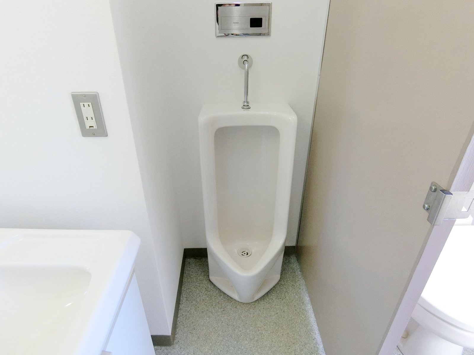 男性用トイレ