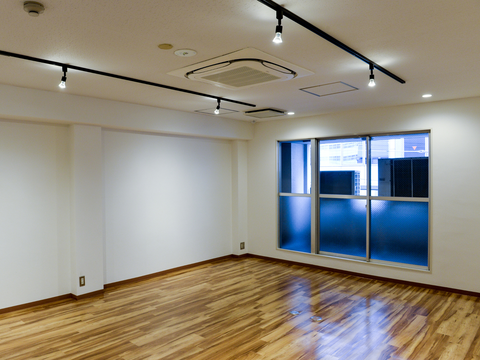 オフィス室内参考画像(※3階)