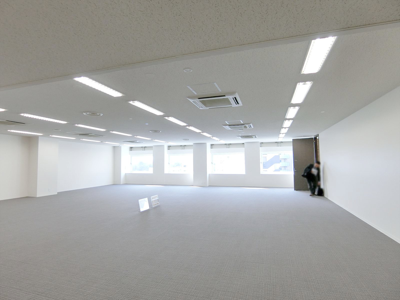 別角度の様子