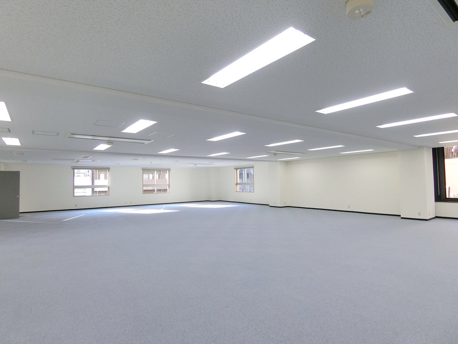 貸室別角度からの様子