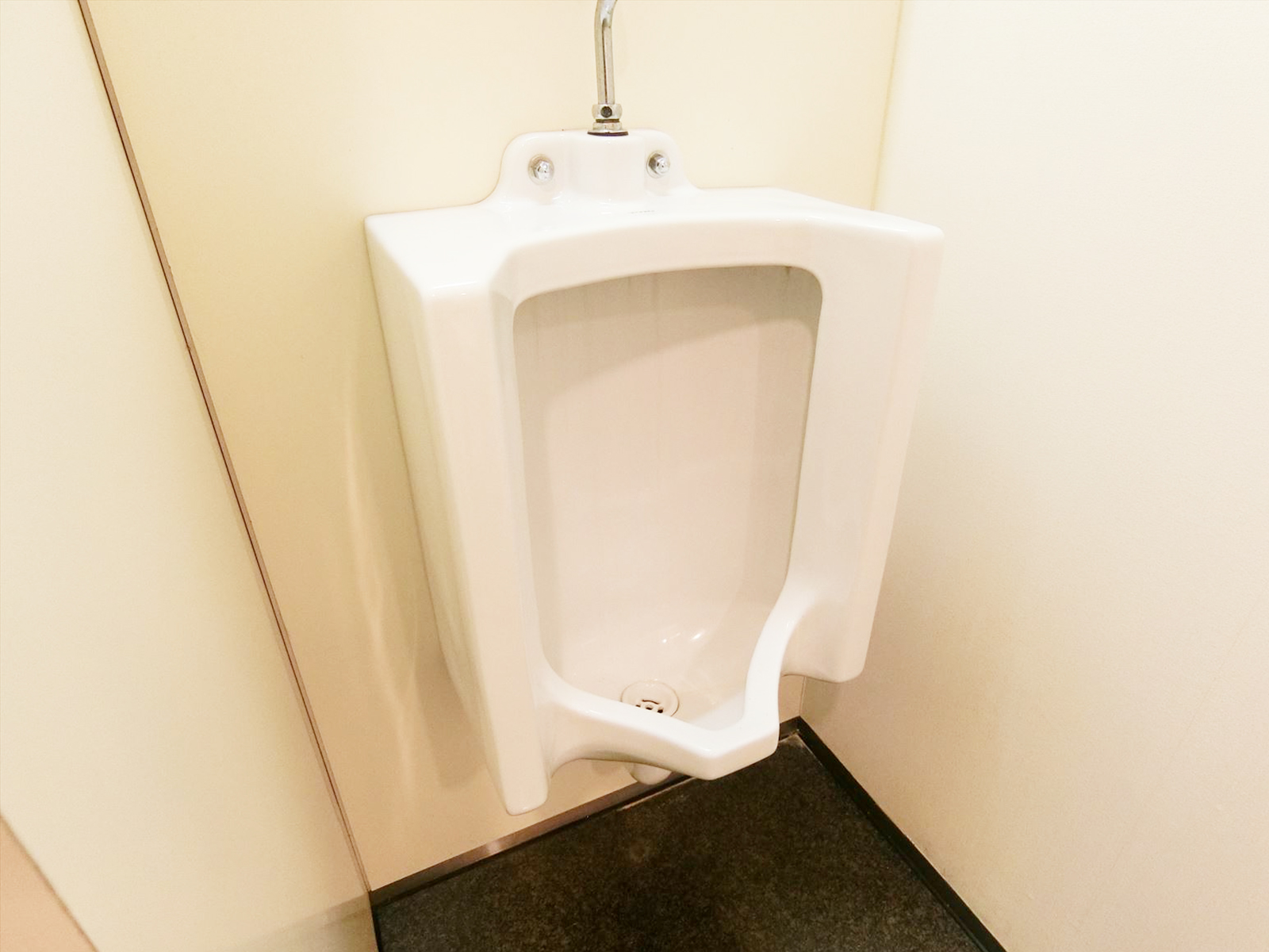 男性用トイレ