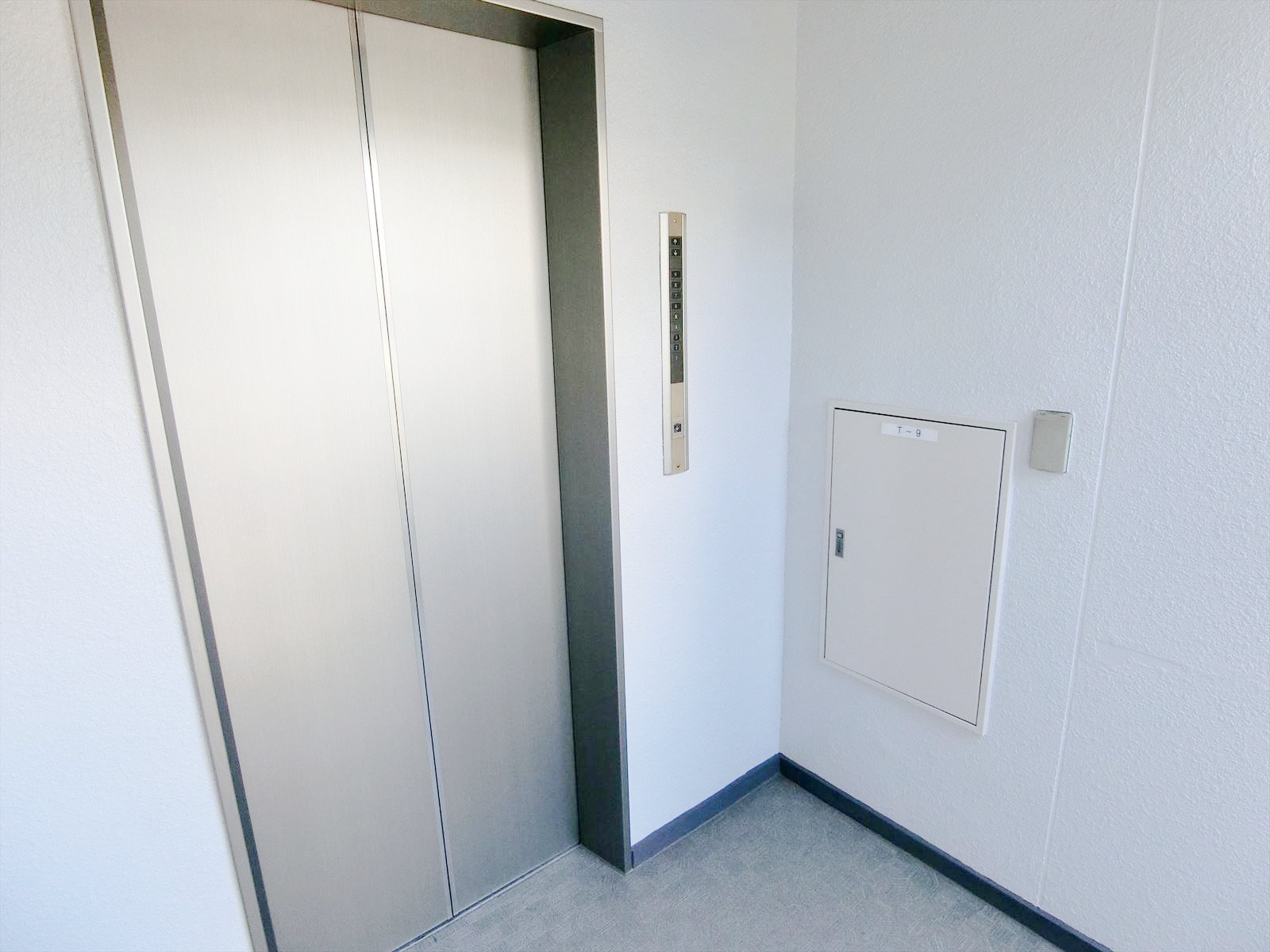 エレベーター
