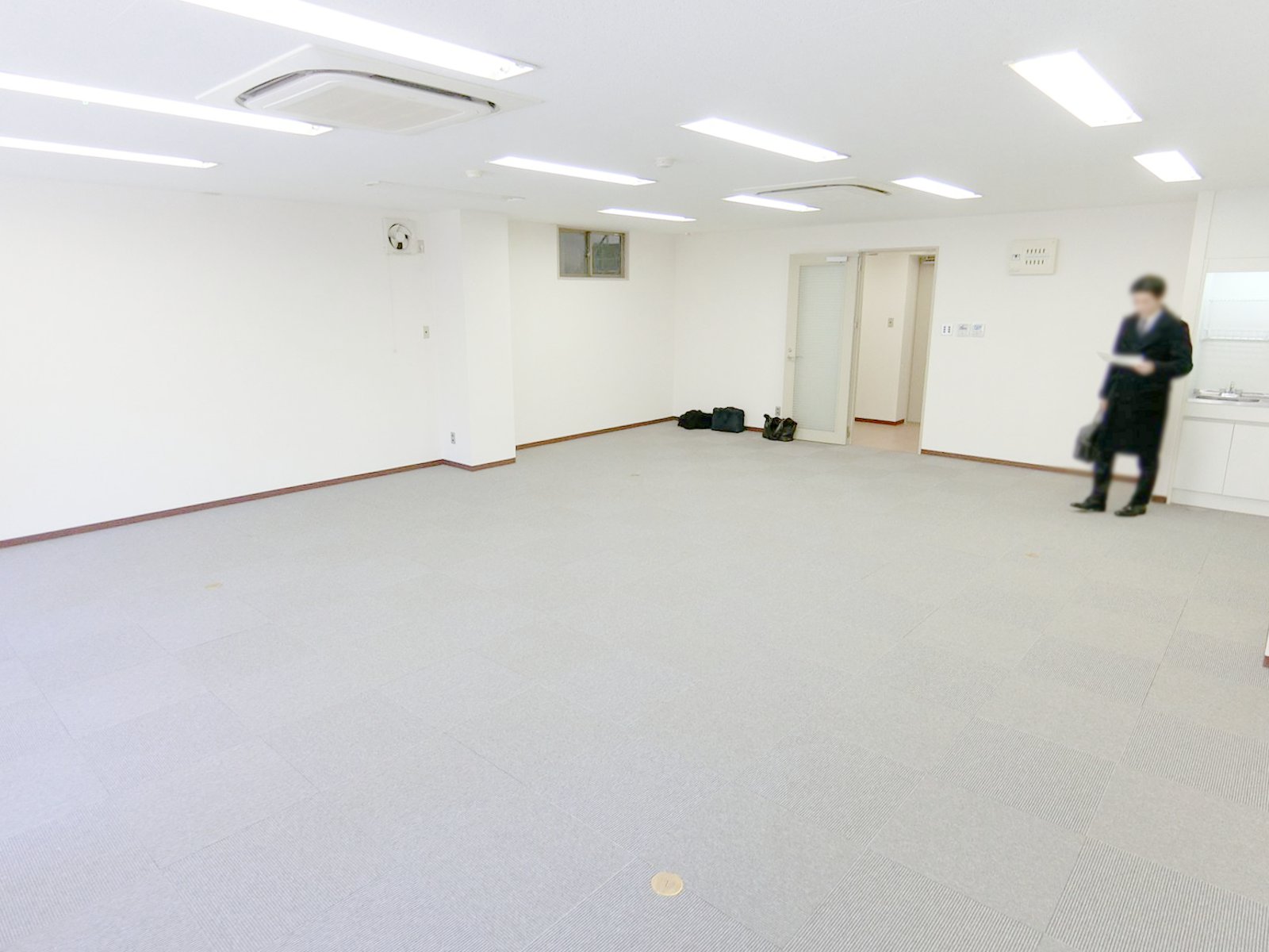 貸室別角度からの様子