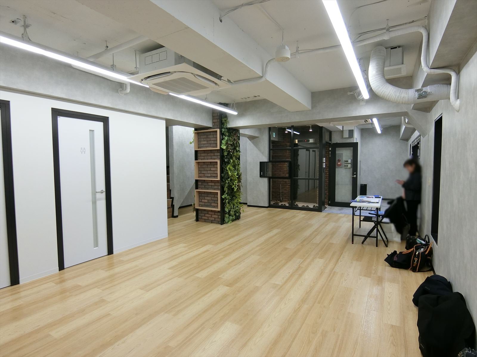 オフィス室内参考画像(6階)