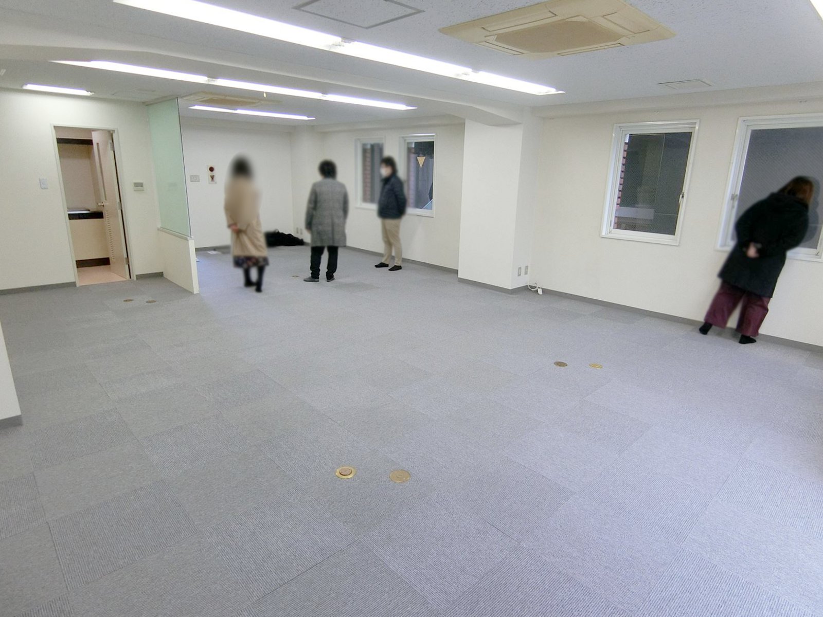 オフィス室内参考画像