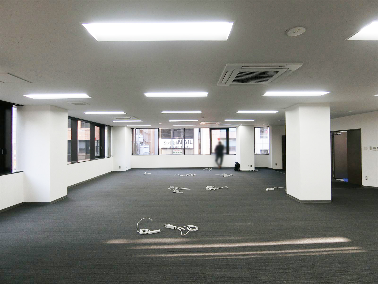 オフィス室内参考画像