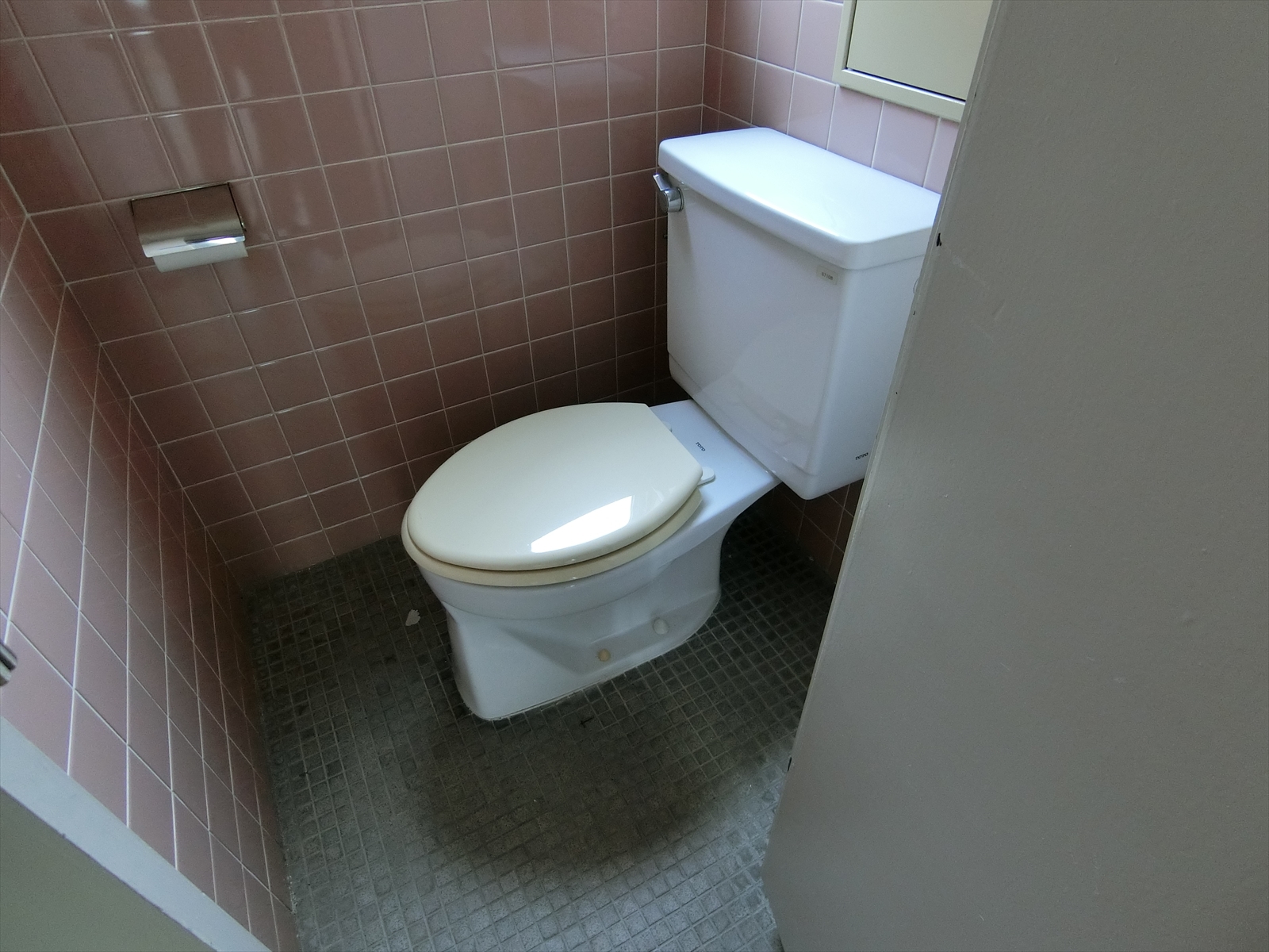 トイレ個室