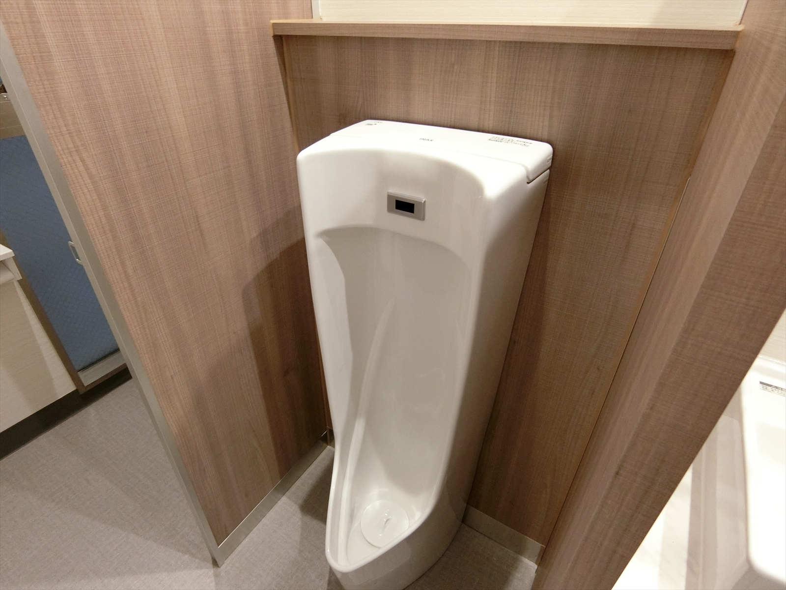 男性用トイレ