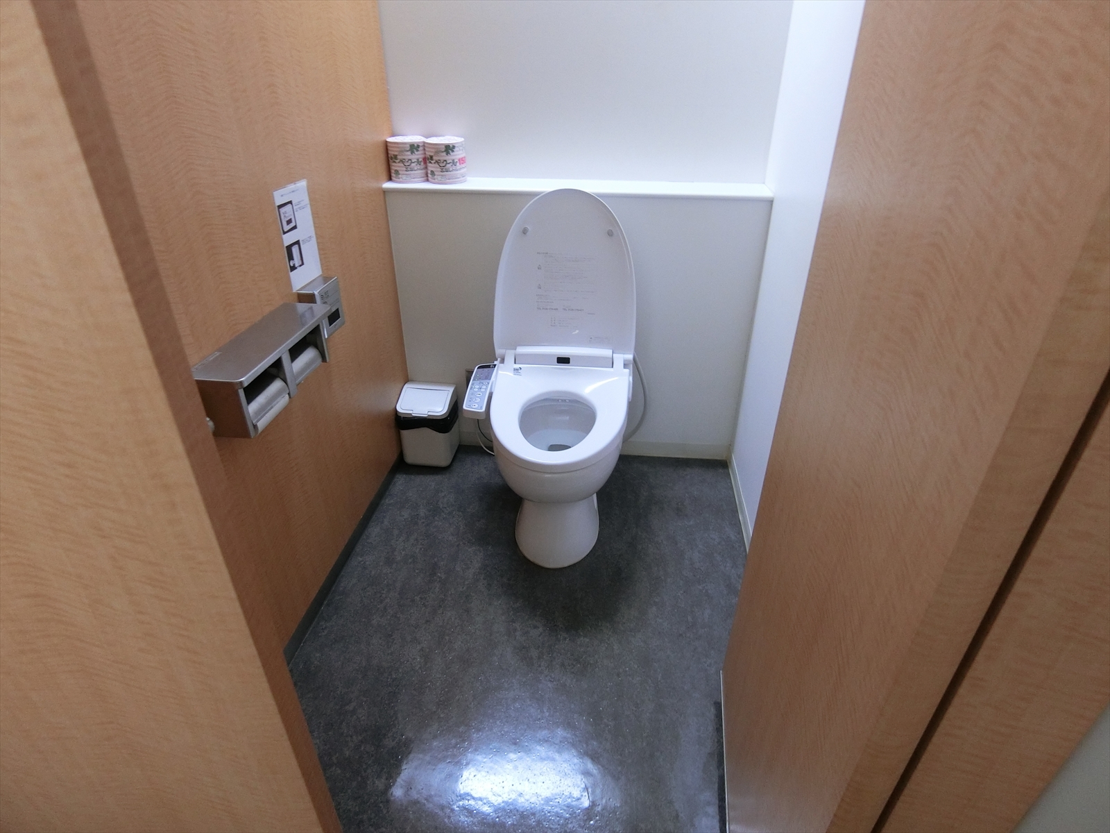 トイレ個室