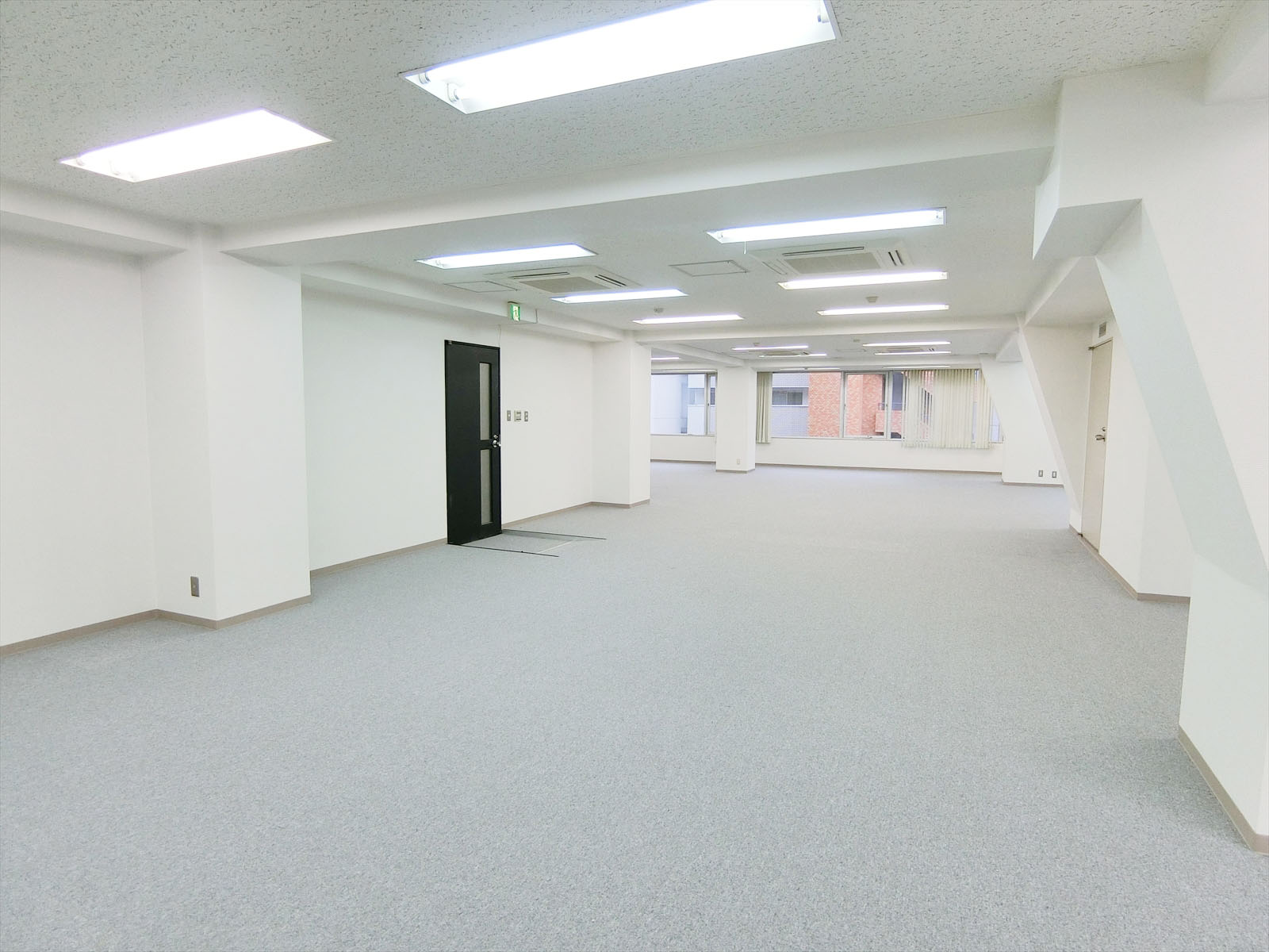 貸室内の様子
