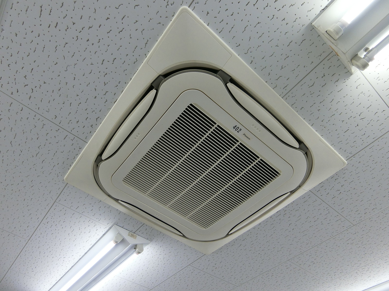 空調