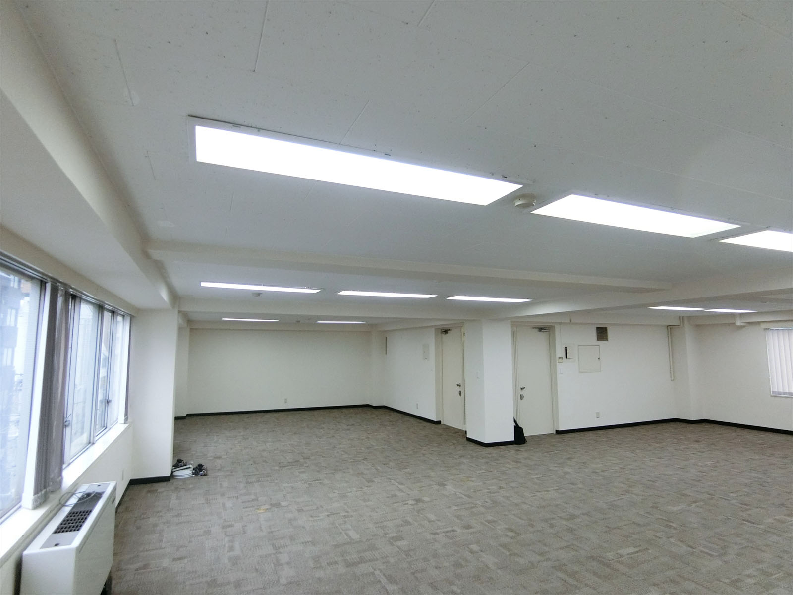 オフィス室内参考画像