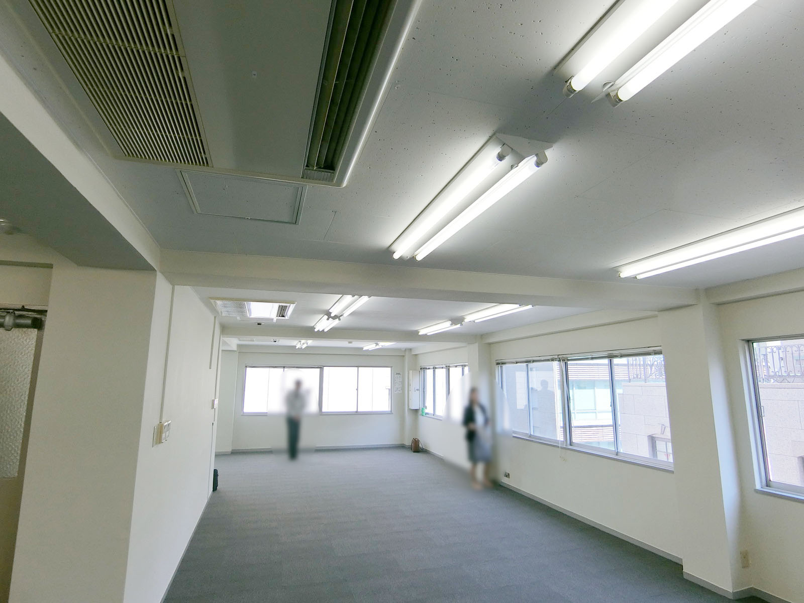 オフィス室内参考画像
