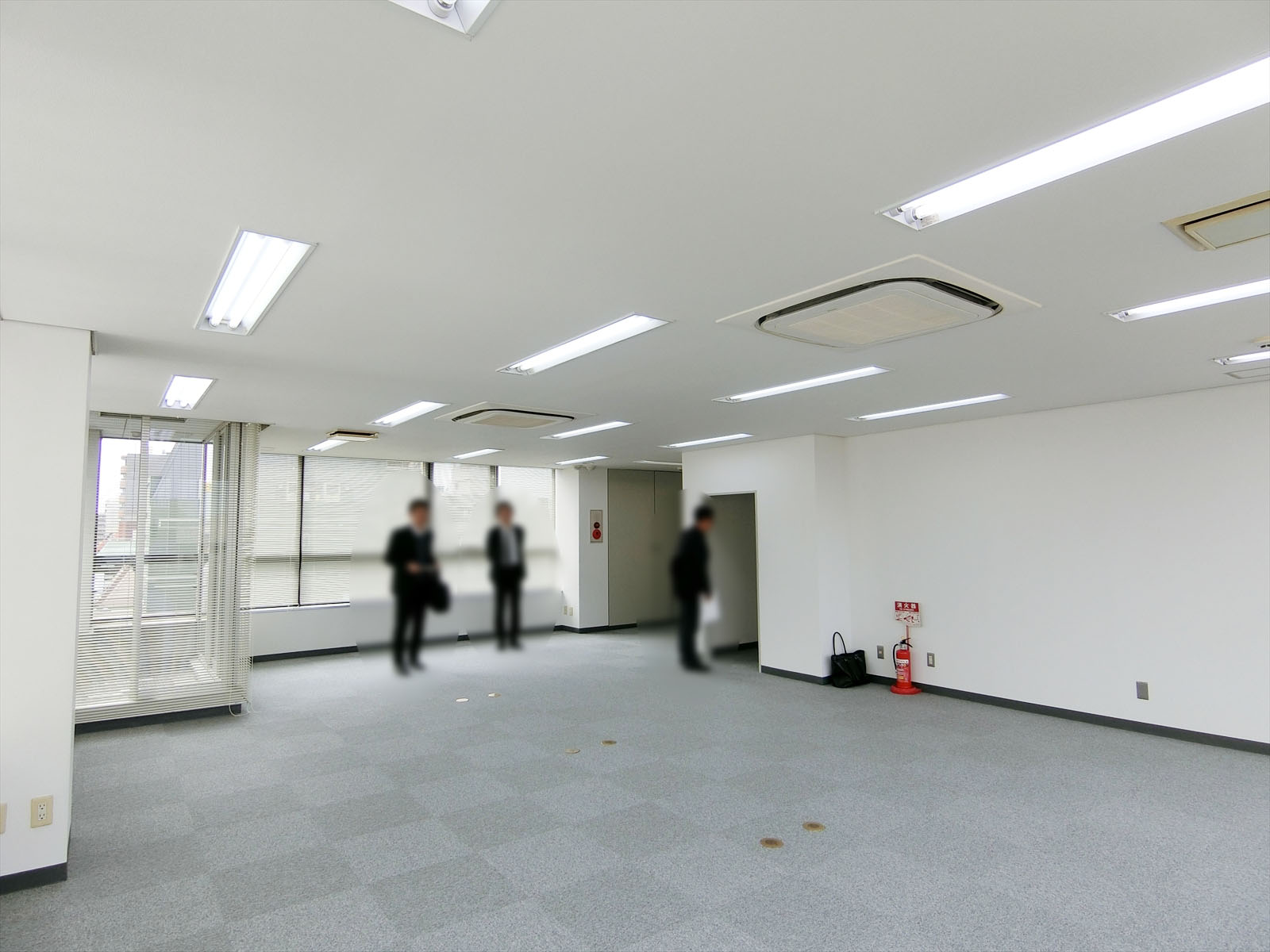 オフィス室内参考画像