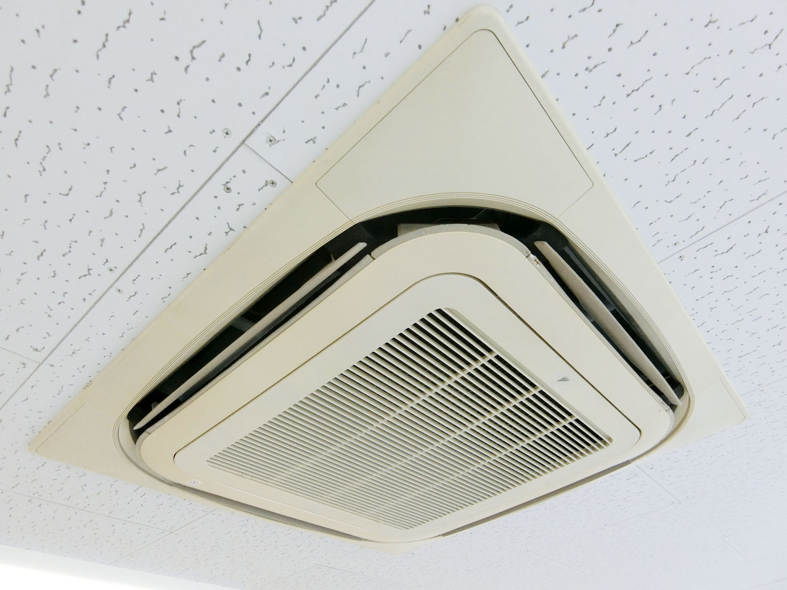 空調