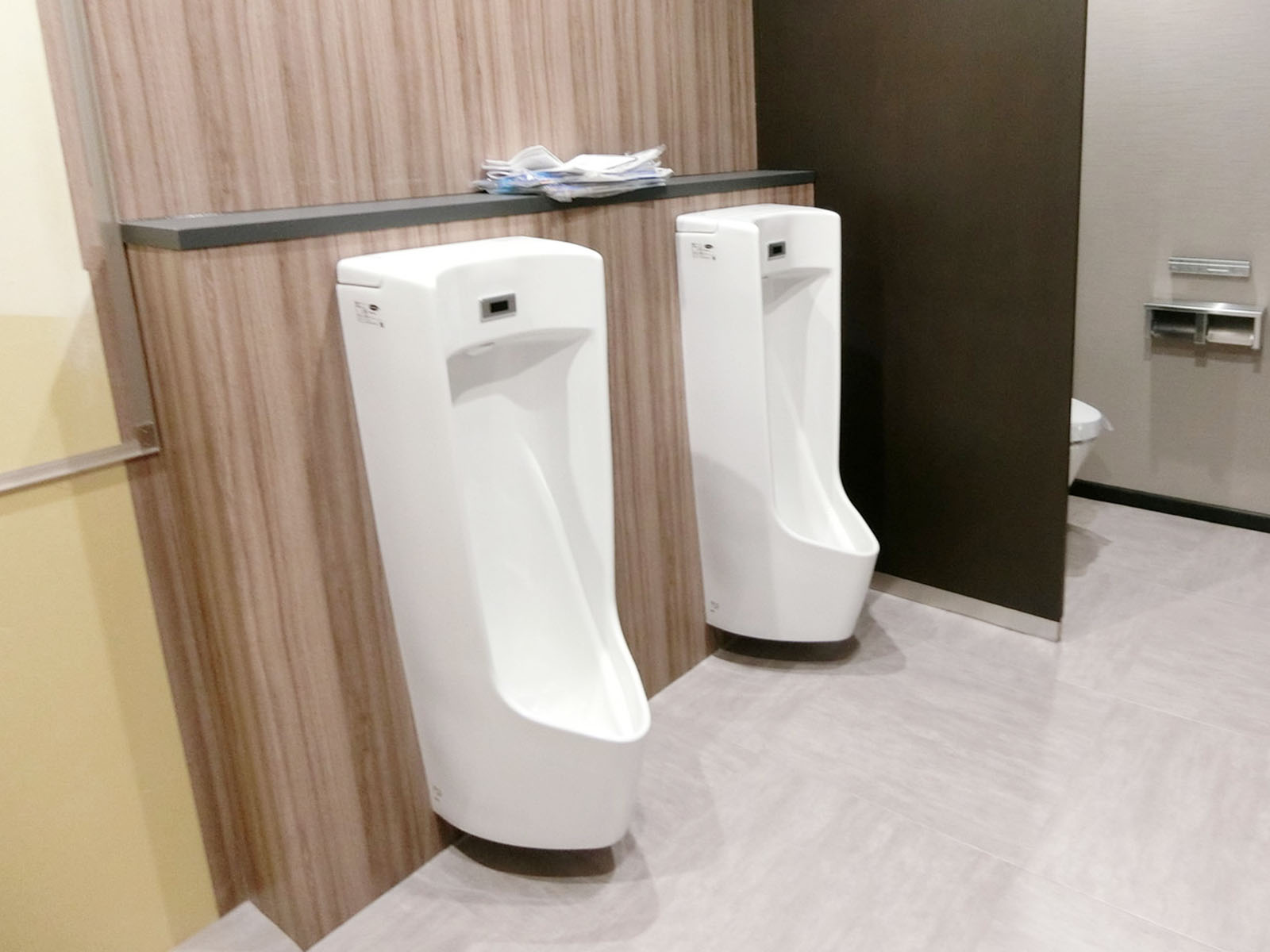 男性用トイレ