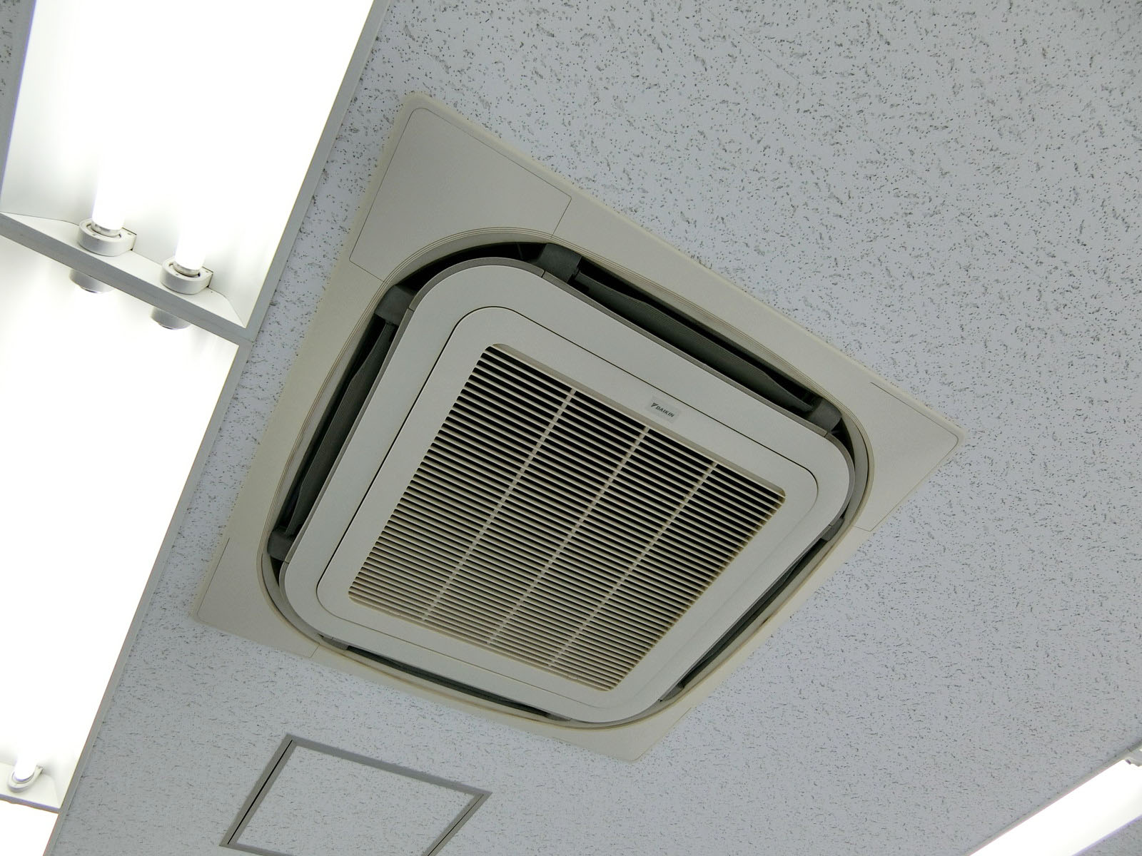 空調吹き出し口