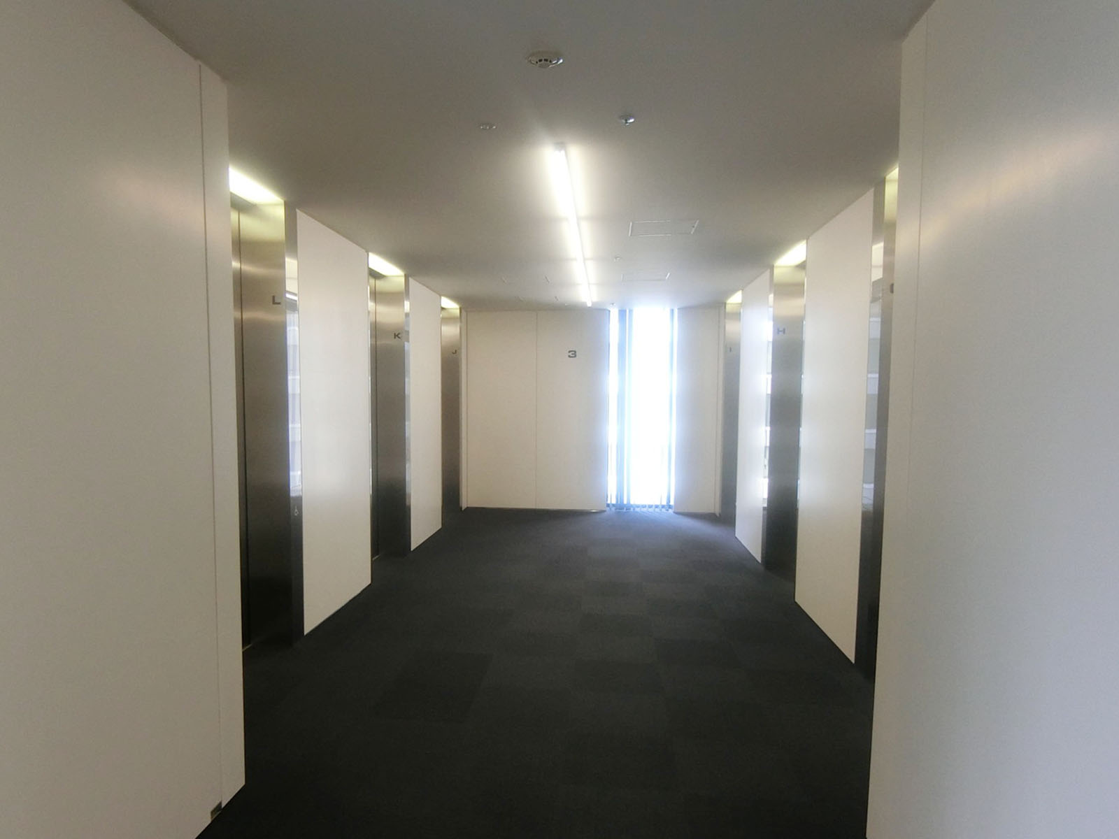 エレベーターホール