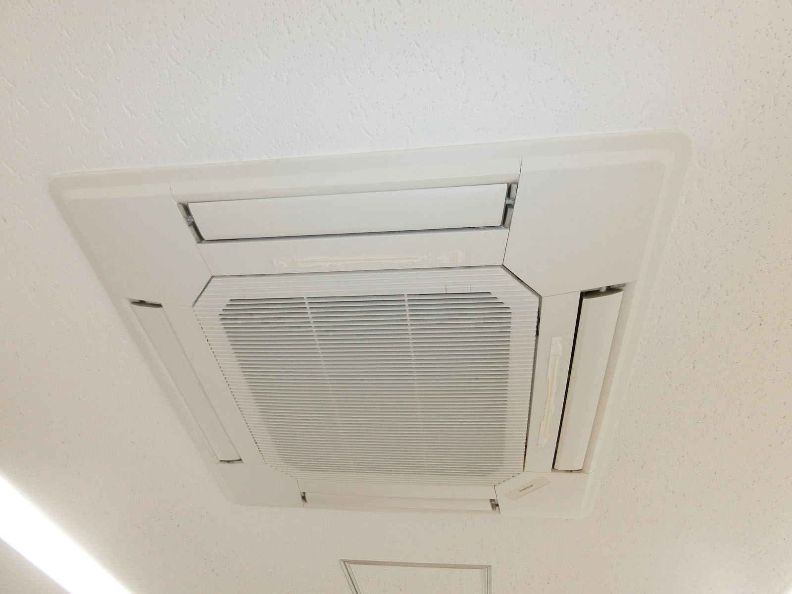 空調機器