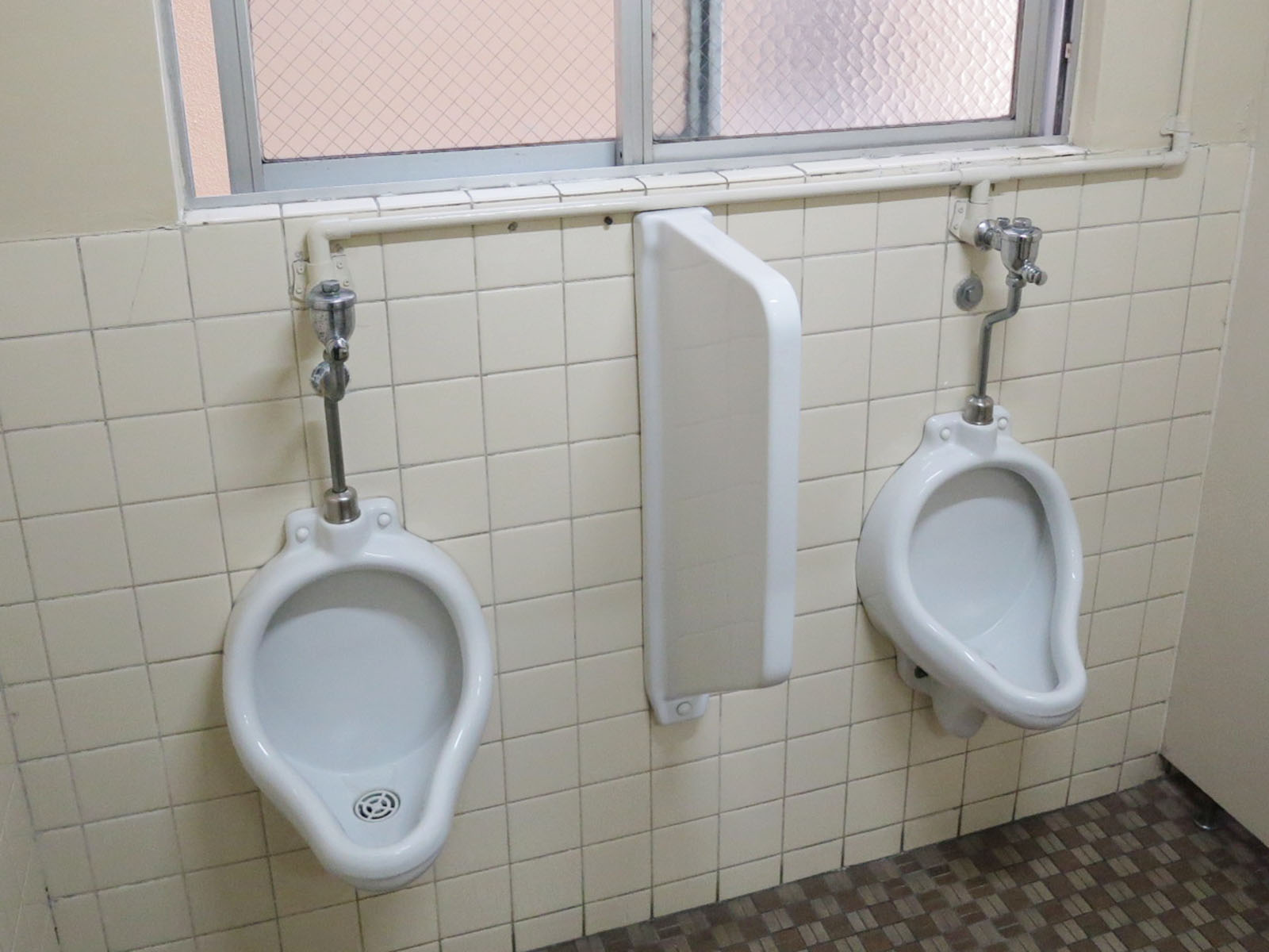男性用トイレ