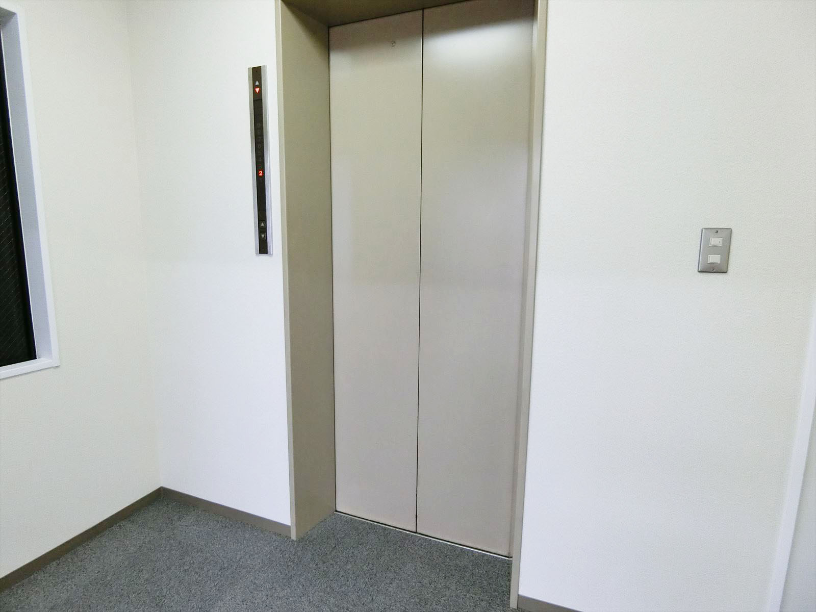 エレベーター