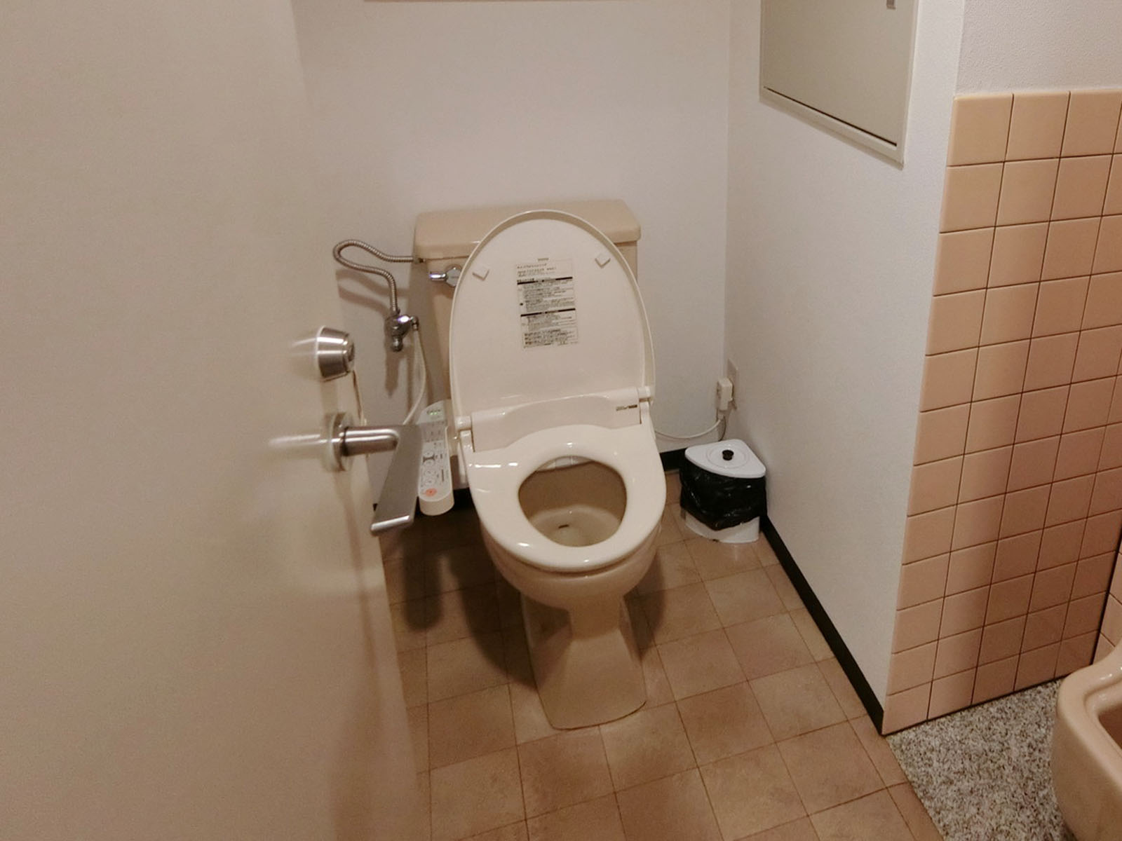 女性用トイレ