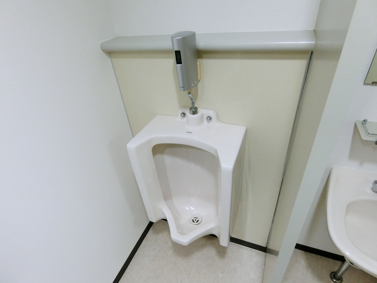男性用トイレ
