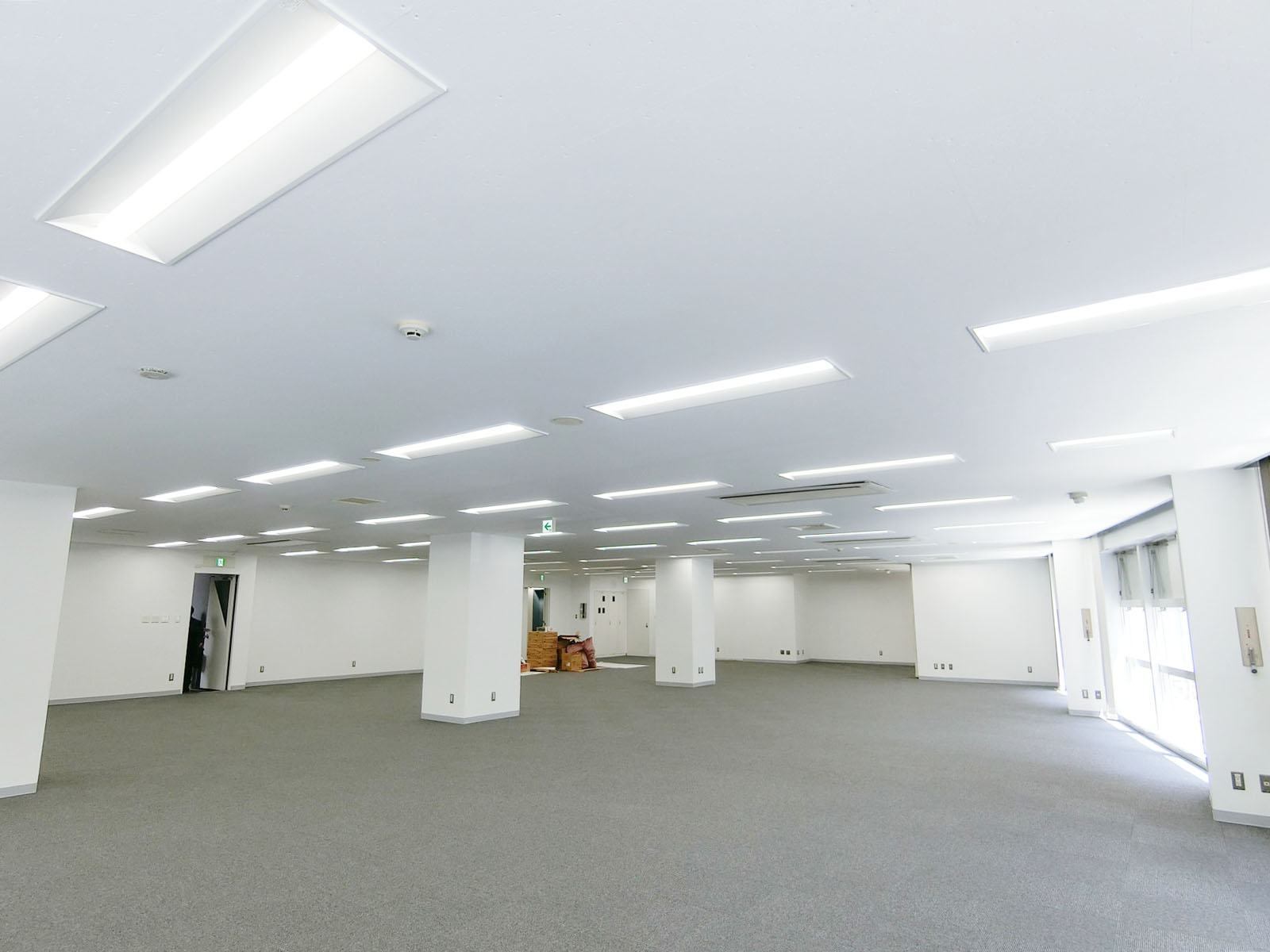 室内別角度から