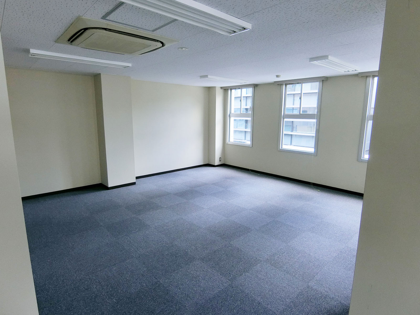 貸室奥の様子