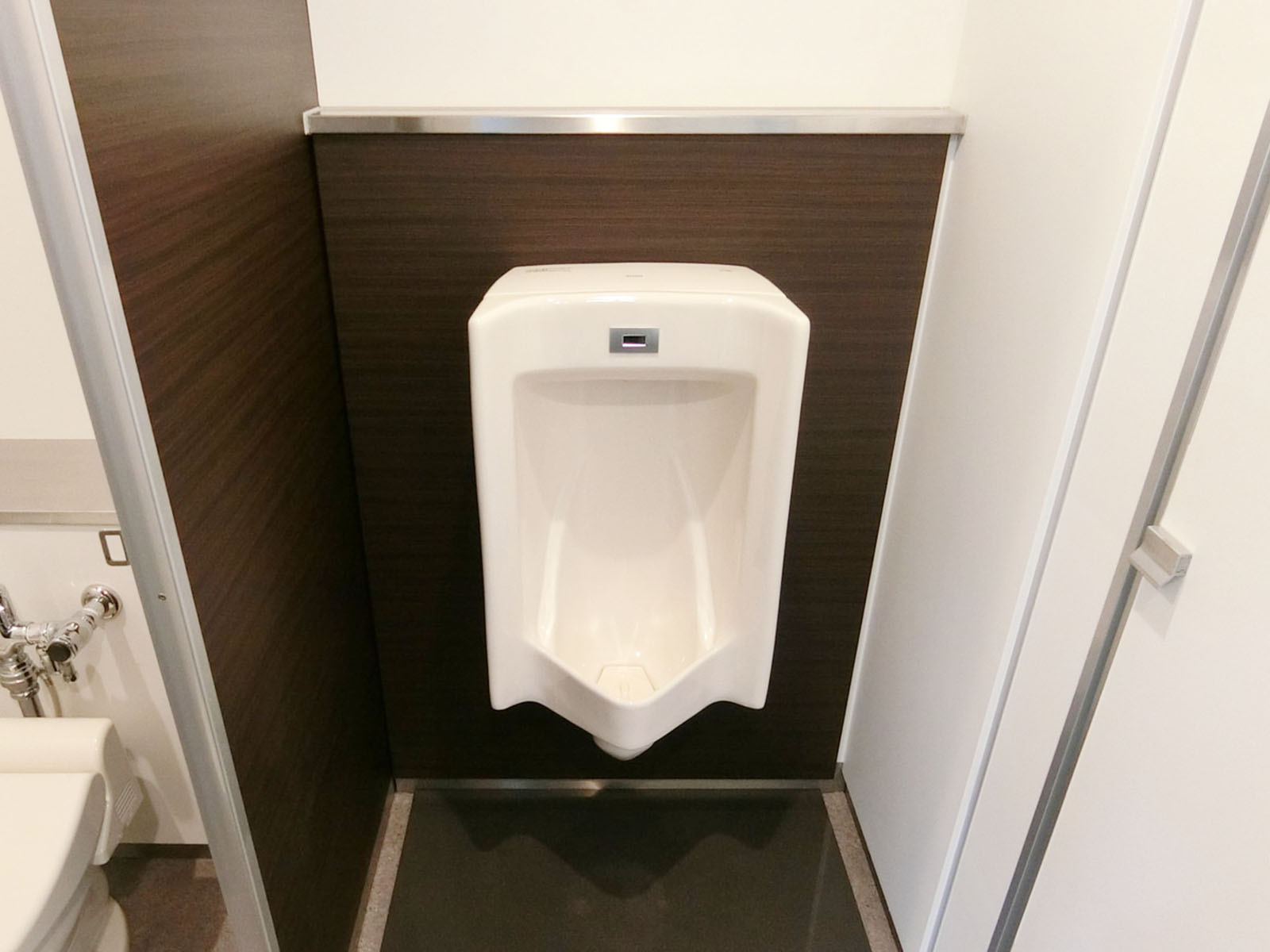 男性用トイレ
