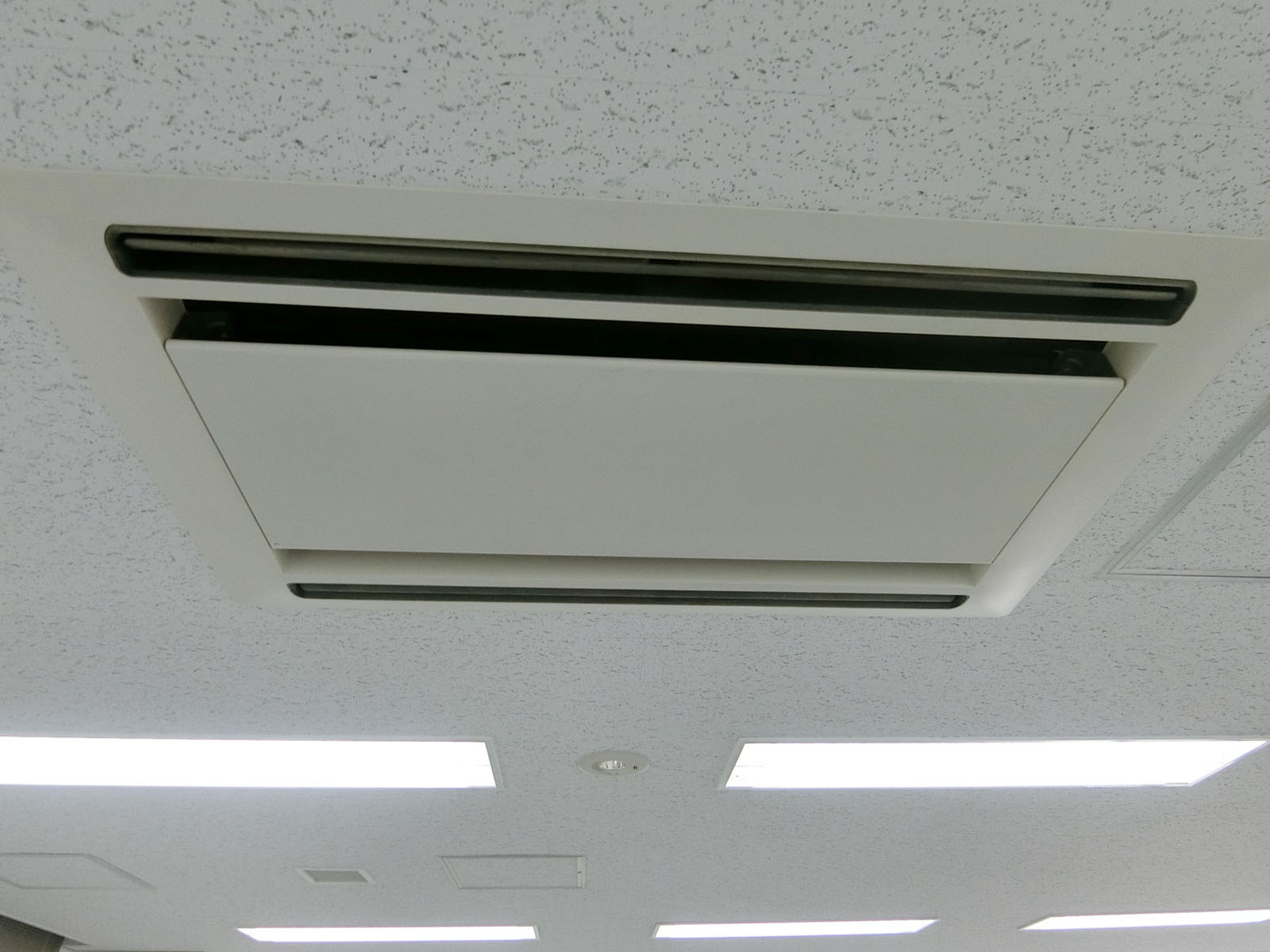 空調