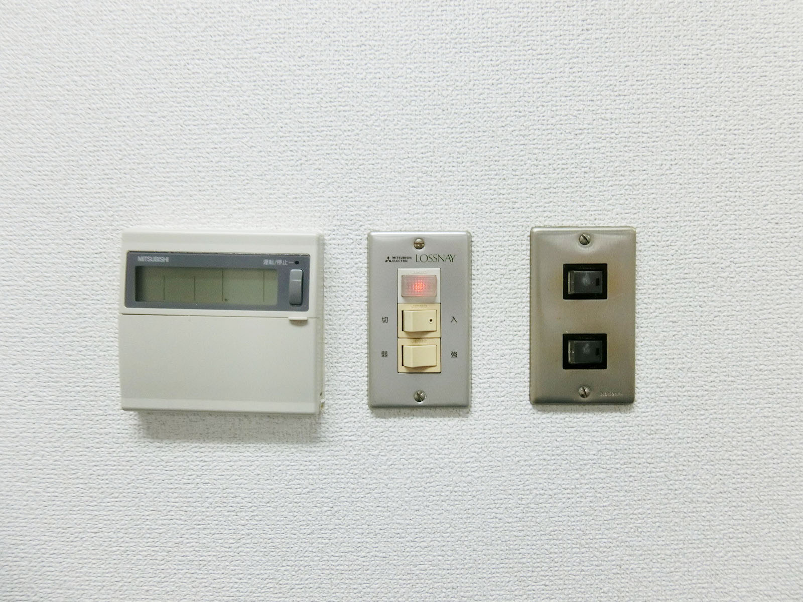 スイッチ類