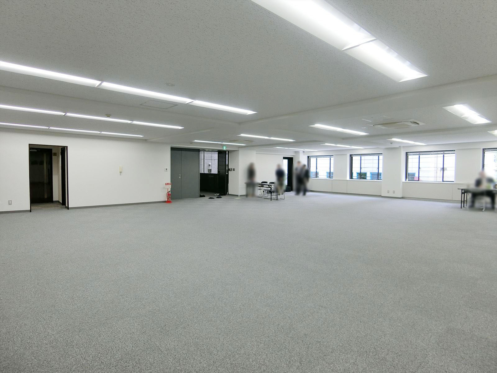 別角度の様子