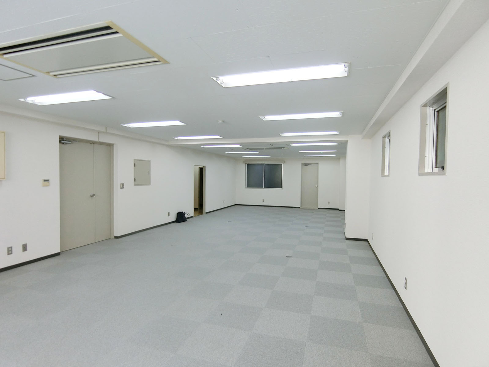 オフィス室内参考画像（4階）