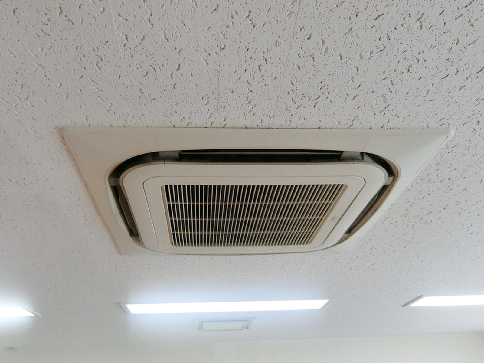 空調