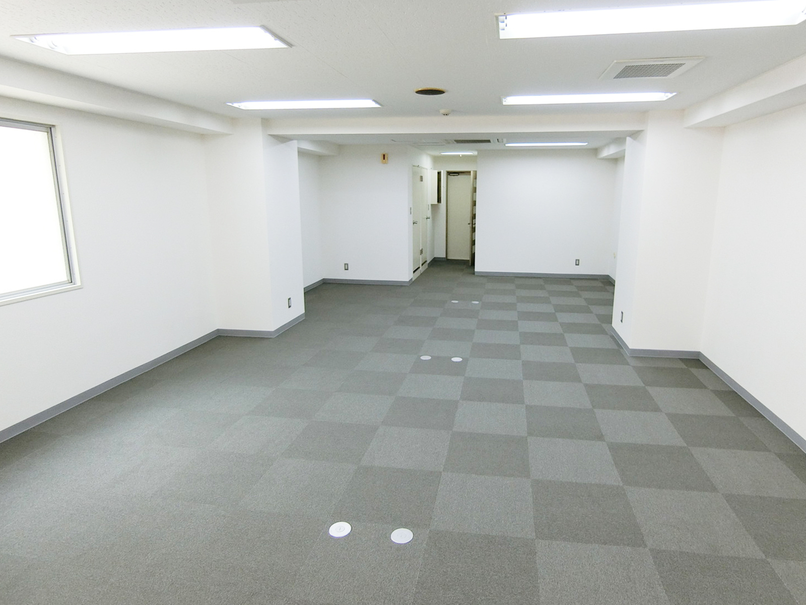 別角度の様子