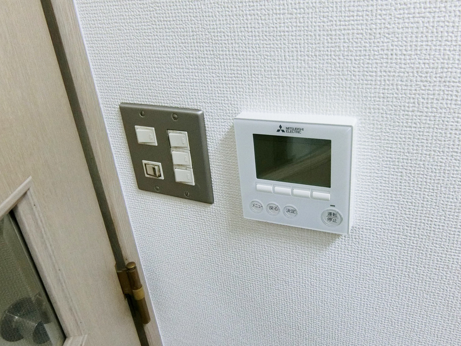 スイッチ類